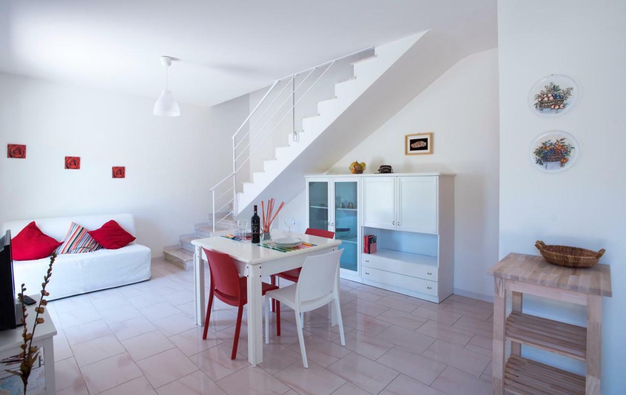 Casa Mari Lejlighed Marina di Ragusa Eksteriør billede